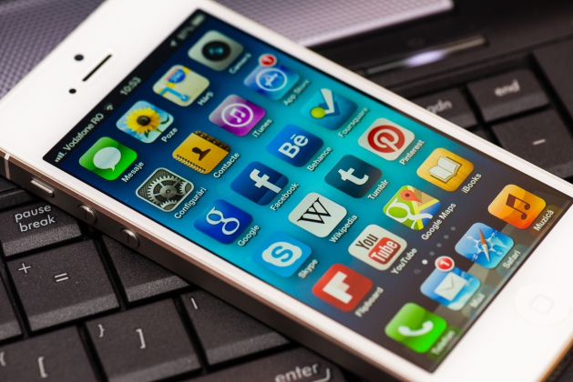Apple готова отдать миллион долларов за обнаружение уязвимостей iPhone