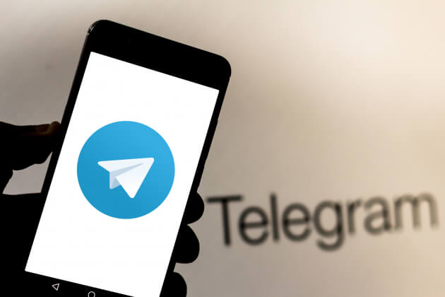 Роскомнадзор потребовал удалить нацистские стикеры в Telegram