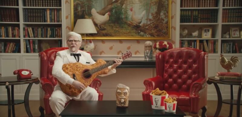 Полковник Сандерс переоделся в шорты в роликах от KFC Россия и W+K Amsterdam