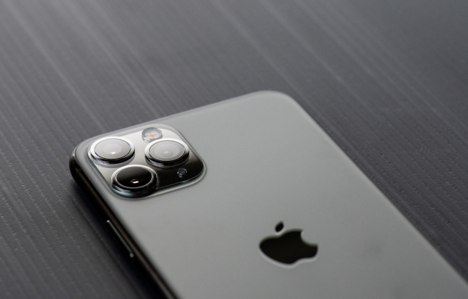Образ iPhone в рекламе вытеснил Samsung