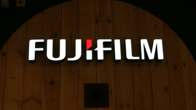 Fujifilm может потратить на приобретение Hitachi Ltd. за $1,5 млрд
