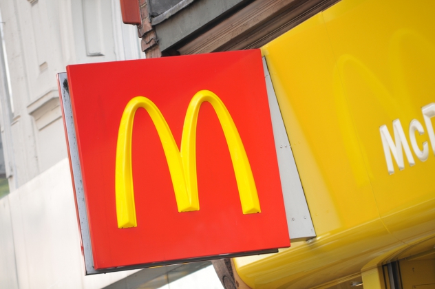 Цифровая трансформация помогла McDonald's побить свой рекорд продаж