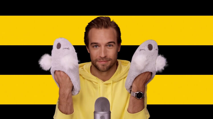 «Билайн» продвигает марафон, который можно проспать, с помощью ASMR-роликов