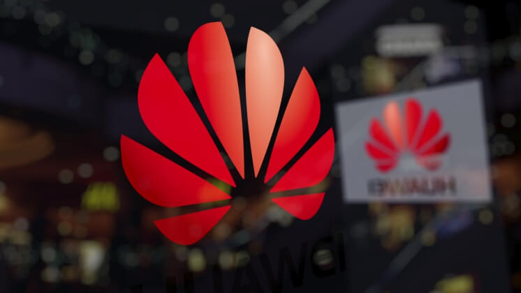 Huawei и Сбербанк обсуждают объединение платёжных сервисов
